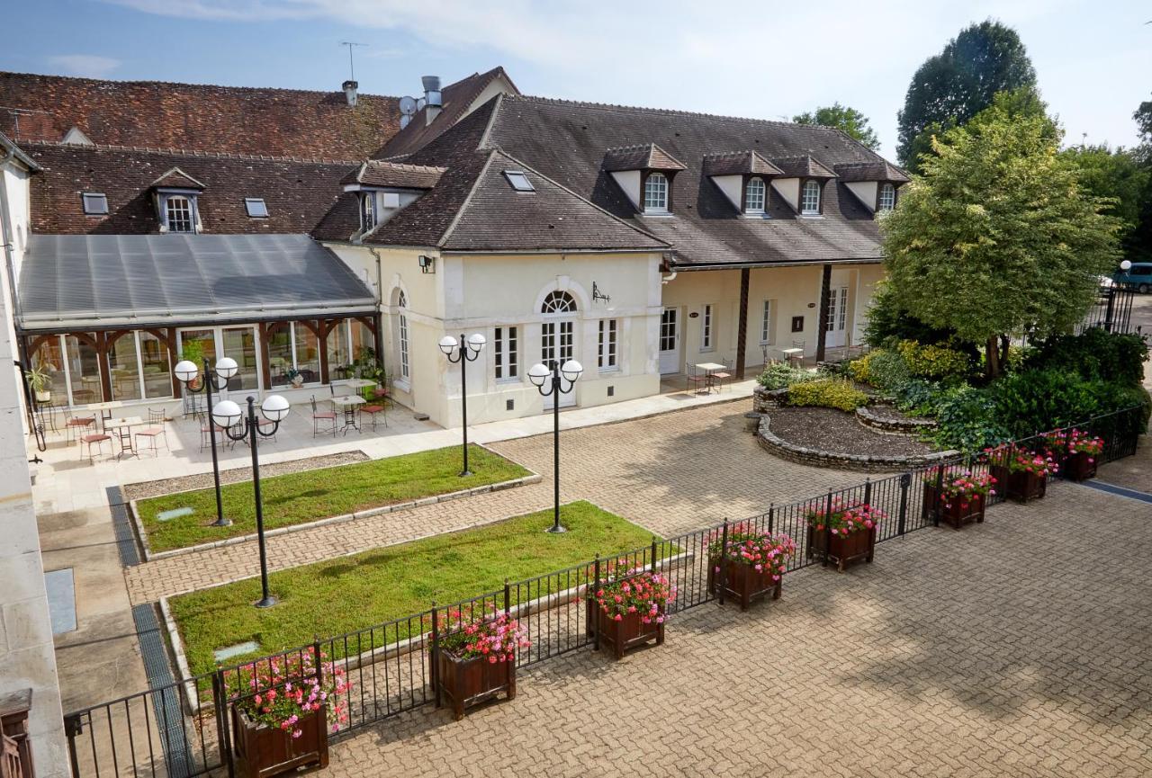 Résidence Hôtelière du domaine Chablis Exterior foto